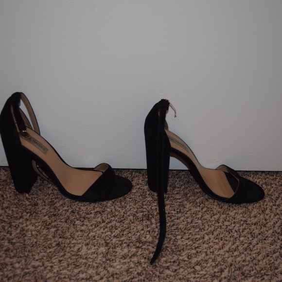 Steve Madden Black Heels - Picture 3 of 6
